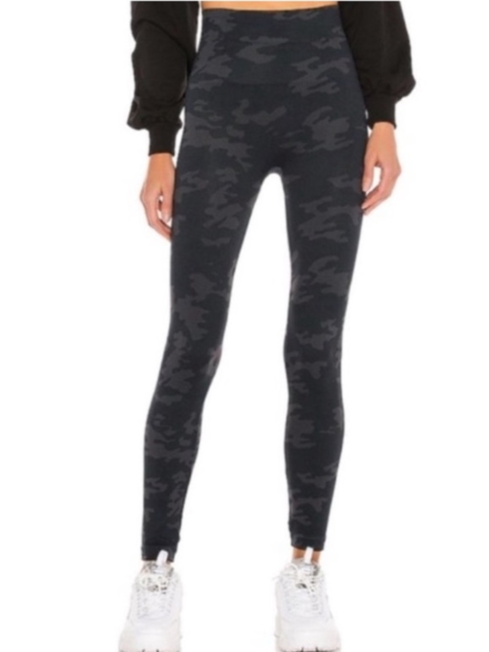 SPANX Camo Seamless High Rise Leggings in Black & Grey - S